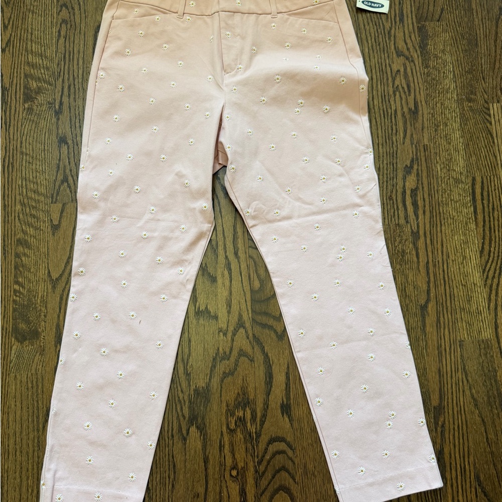 Old Navy Pixie high Waisted NWT pale pink